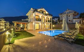 Sun Set Villa